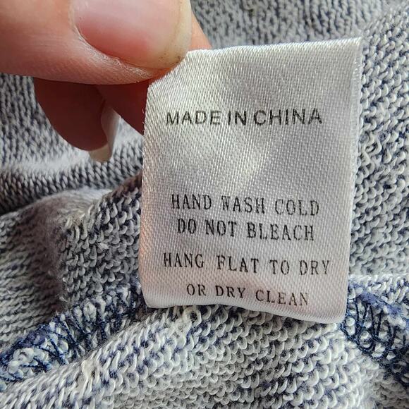 Oddi Distressed Cold-Shoulder Scoop Neck Blue Lace Sweater | Women's Large - Picture 11 of 11